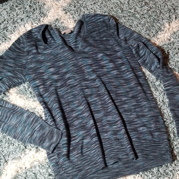 LOFT Sweaters - Stunning LOFT Sweater